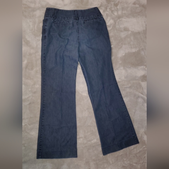 Kenneth Cole Reaction Wide-Leg Jeans - Picture 2 of 2